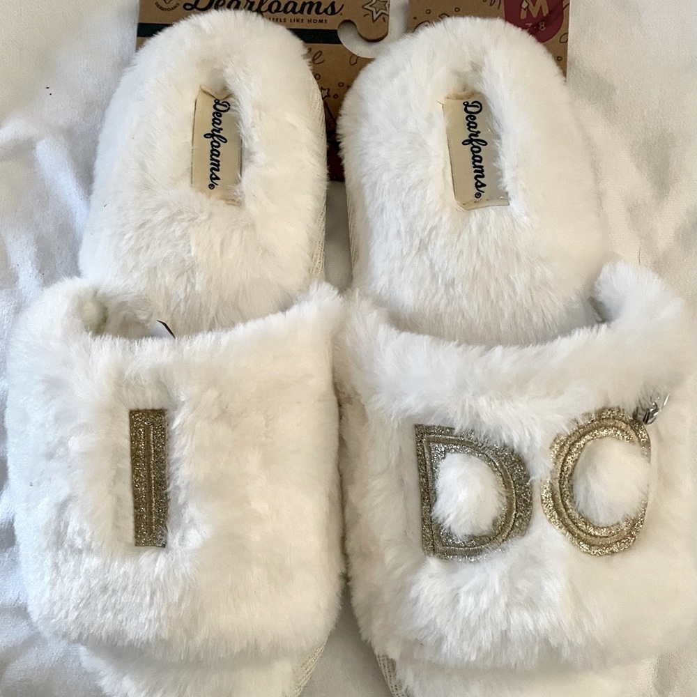 BRAND NEW! Bride “I Do” slippers